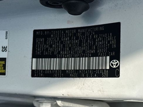 Used 2024 Toyota Corolla LE image 45