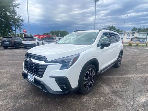 Certified 2026 Subaru Ascent Limited AWD/4WD image 3