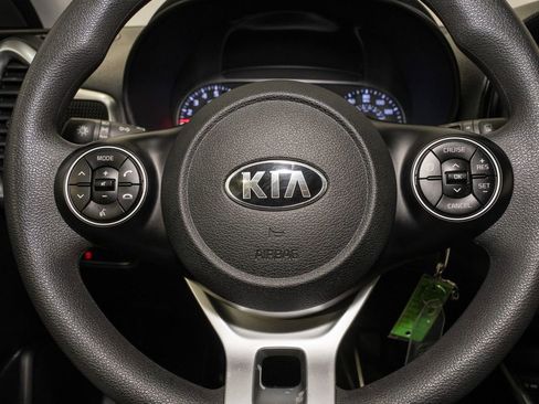 Used 2020 Kia Soul S image 16