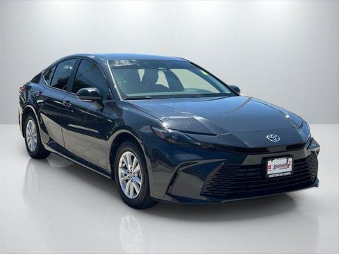 Used 2025 Toyota Camry LE w/ Convenience Package AWD/4WD image 3