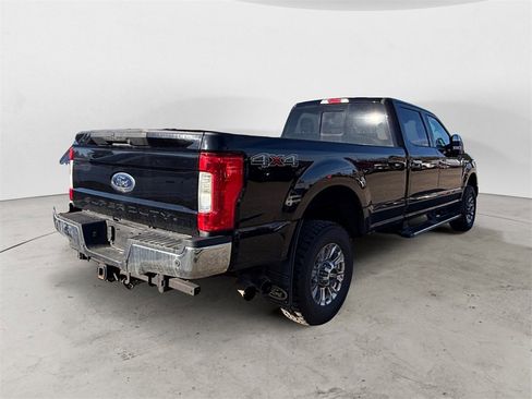 Used 2017 Ford F350 Lariat w/ Lariat Ultimate Package image 4
