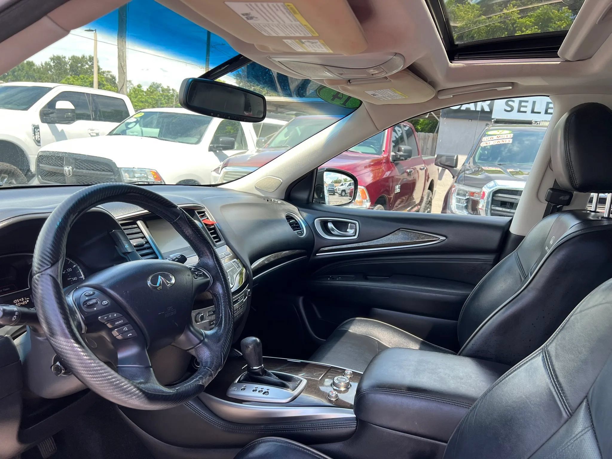 Used 2014 INFINITI QX60 Luxe w/ Premium Package AWD/4WD image 10