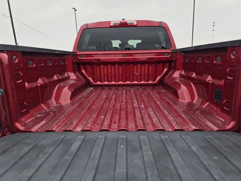 Used 2023 Chevrolet Colorado LT image 23