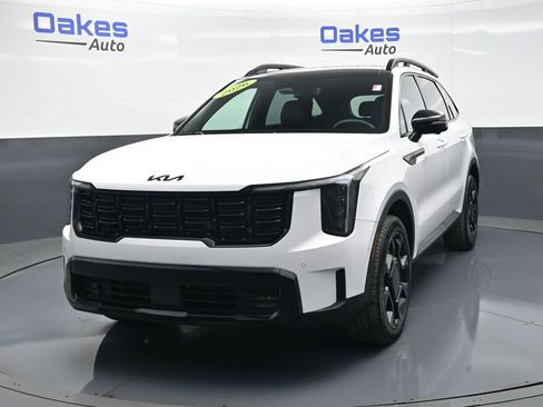 Certified 2026 Kia Sorento SX Prestige AWD/4WD image 4
