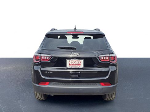 New 2026 Jeep Compass Latitude image 10