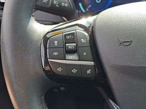 Used 2022 Ford Escape SEL w/ Technology Package AWD/4WD image 21