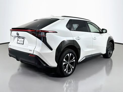 Used 2024 Toyota bZ4X AWD w/ Weather Package image 6