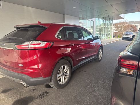 Used 2019 Ford Edge SEL w/ Equipment Group 201A image 3