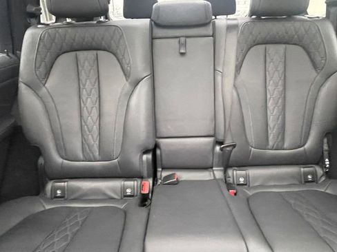 Used 2022 BMW X7 M50i w/ Cold Weather Package AWD/4WD image 22