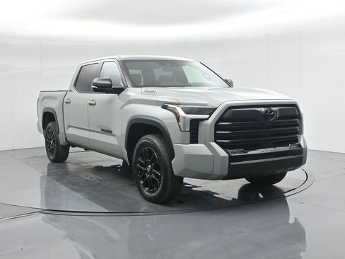 Used 2025 Toyota Tundra Limited image 63