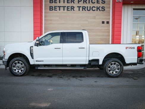 Used 2025 Ford F350 Lariat image 7