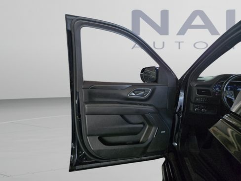 Used 2023 Chevrolet Tahoe RST w/ Luxury Package AWD/4WD image 12