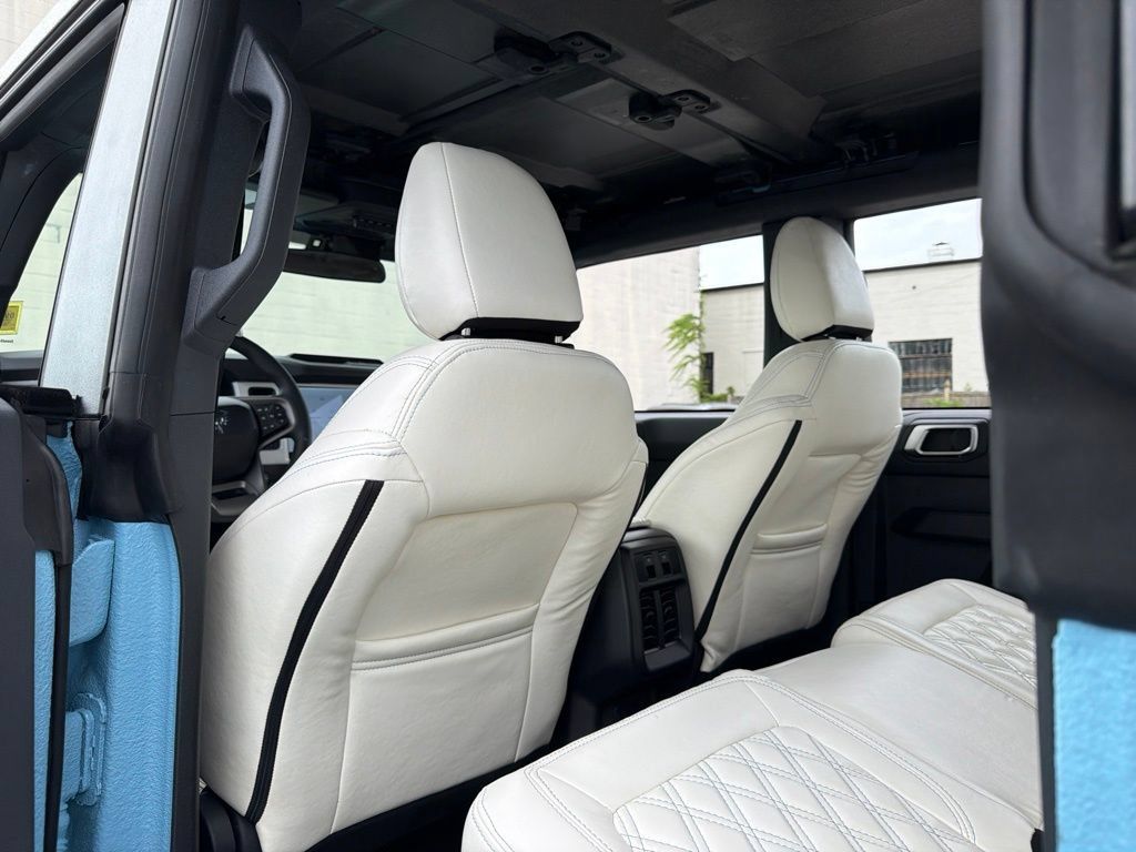 Used 2025 Ford Bronco 4-Door AWD/4WD image 33