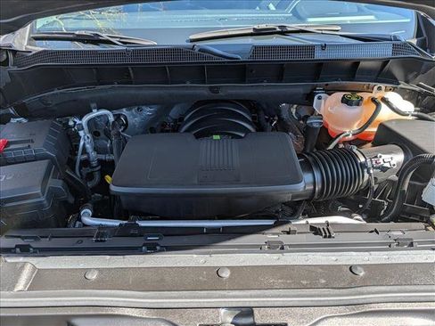 Used 2023 Chevrolet Silverado 1500 LT w/ Convenience Package II image 11