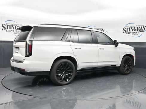 Used 2023 Cadillac Escalade Sport Platinum w/ LPO, ONYX Package AWD/4WD image 9