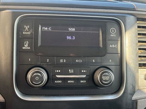 Used 2017 RAM 1500 Tradesman image 10