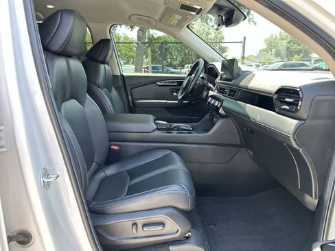 Used 2024 Honda Pilot EX-L image 9