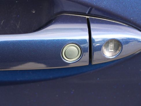 Used 2023 Honda Passport EX-L image 15