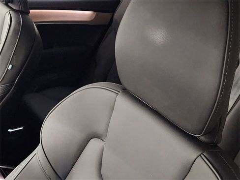 Used 2025 Volvo XC90 B6 Plus image 15