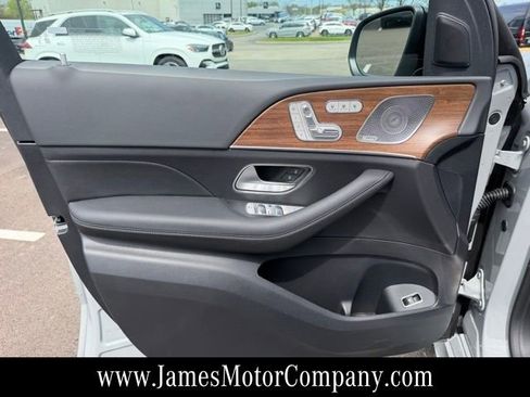 New 2026 Mercedes-Benz GLS 450 4MATIC image 12