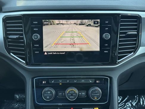 Used 2021 Volkswagen Atlas Cross Sport SEL image 36