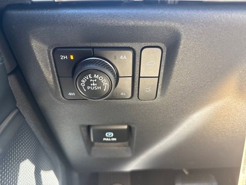 New 2025 Ford Expedition Tremor image 21