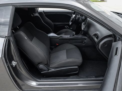 Used 2020 Dodge Challenger GT RWD image 40
