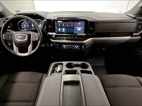 Used 2026 GMC Sierra 1500 SLE w/ X31 Off-Road Package AWD/4WD image 18