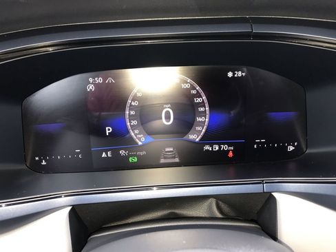 Used 2024 Volkswagen Taos SE image 15