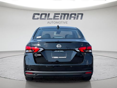 New 2025 Nissan Versa SV w/ Trunk Package FWD image 4