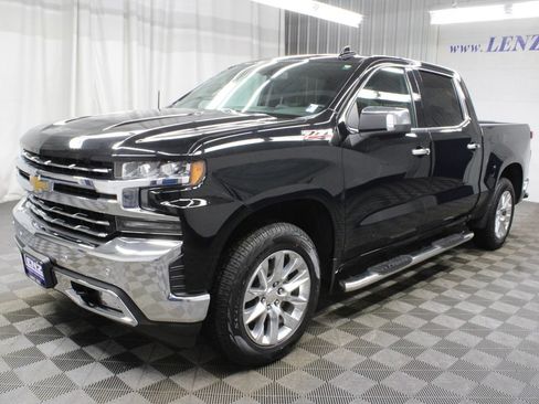 Used 2021 Chevrolet Silverado 1500 LTZ w/ Z71 Off-Road Package AWD/4WD image 7
