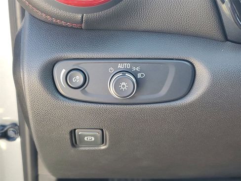 Used 2025 Chevrolet Blazer RS w/ Driver Confidence II Package image 32