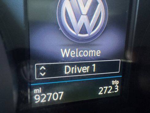 Used 2018 Volkswagen Atlas SE FWD image 19
