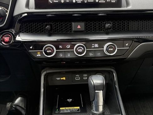 Used 2023 Honda CR-V EX-L image 9