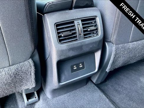 Used 2024 Nissan Rogue SV AWD/4WD image 12
