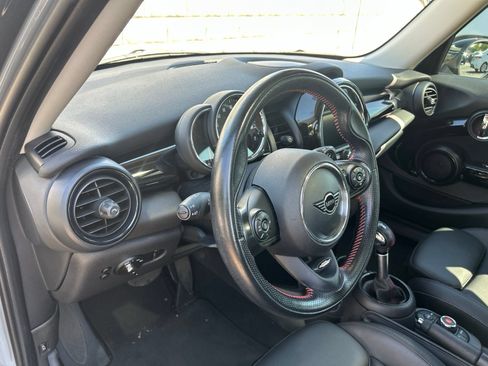 Used 2019 MINI Cooper S w/ Signature Upholstery Package FWD image 7