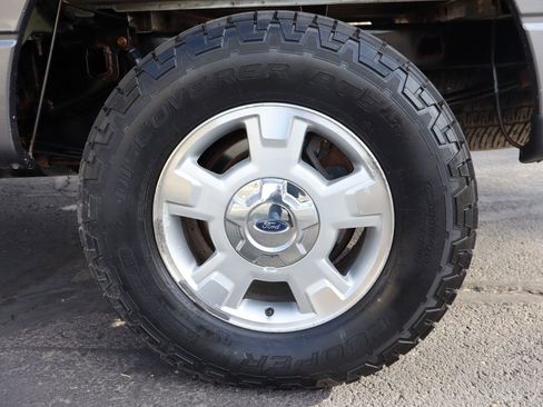 Used 2014 Ford F150 XLT w/ XLT Convenience Package image 40