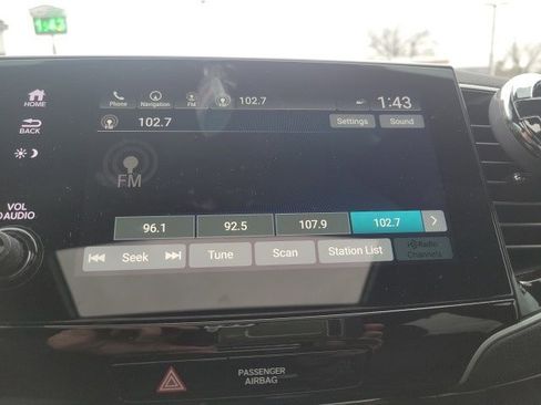 Used 2025 Honda Passport Black Edition image 12