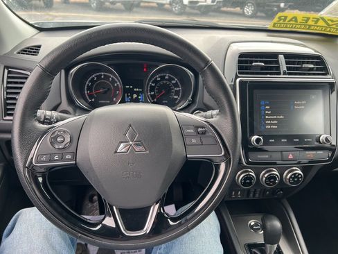 Used 2024 Mitsubishi Outlander Sport SE image 25