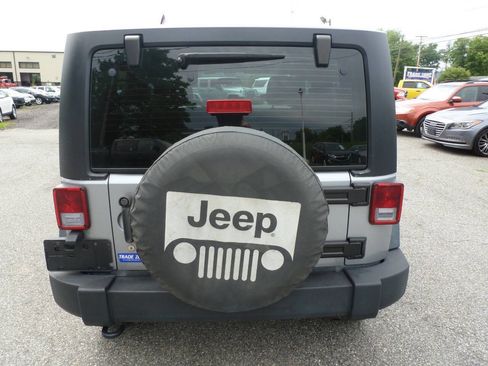 Used 2014 Jeep Wrangler Sport AWD/4WD image 8
