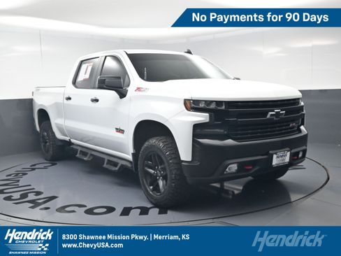 Used 2021 Chevrolet Silverado 1500 LT Trail Boss w/ Convenience Package II AWD/4WD image 1