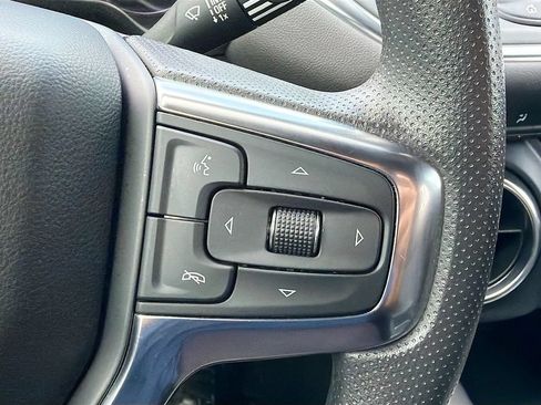 Used 2024 Chevrolet Blazer LT FWD image 33
