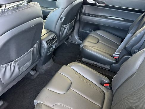 Used 2021 Hyundai Palisade Limited FWD image 5
