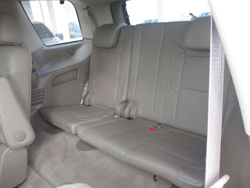 Used 2015 GMC Yukon SLT image 5
