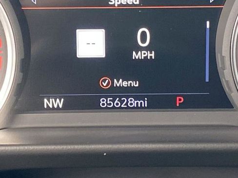 Used 2021 Chevrolet Tahoe Premier w/ Premium Package image 8