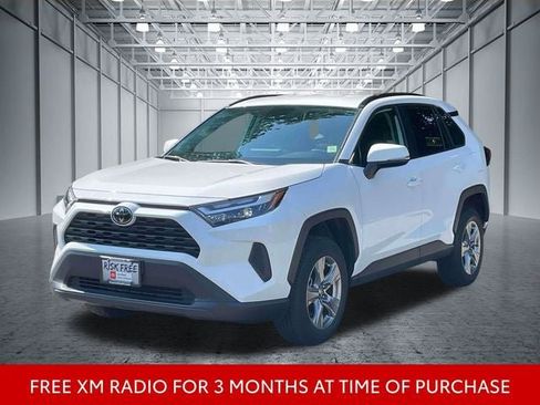 Certified 2025 Toyota RAV4 XLE AWD/4WD image 4