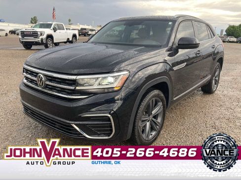 Used 2020 Volkswagen Atlas Cross Sport SE AWD/4WD image 1