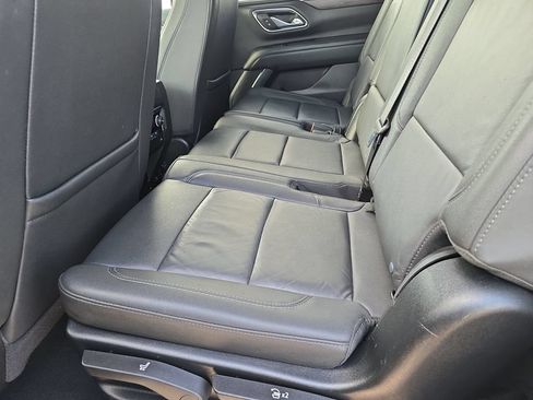 Used 2024 Chevrolet Tahoe LT RWD image 15
