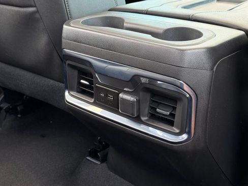 Used 2021 GMC Sierra 1500 SLT w/ SLT Convenience Package AWD/4WD image 30