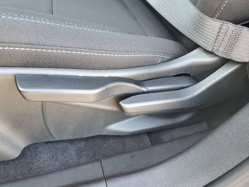 New 2026 Chevrolet Equinox EV LT image 20